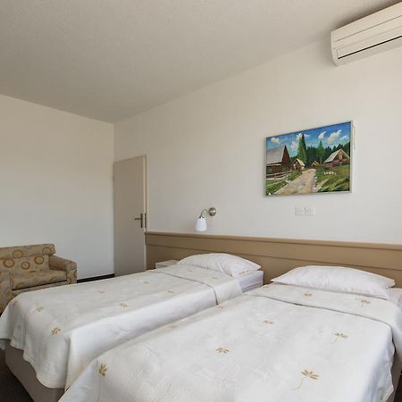 Hotel Krim Блед Екстер'єр фото