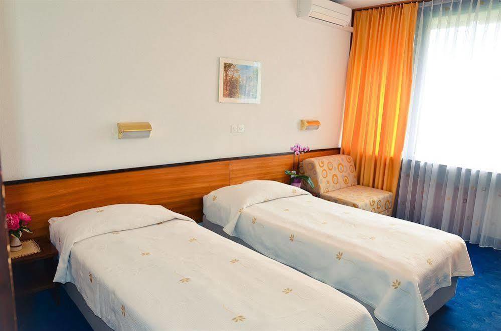 Hotel Krim Блед Екстер'єр фото