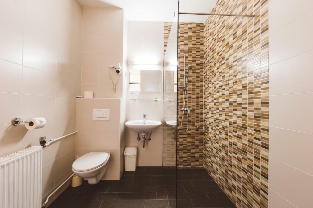 Hotel Krim Блед Екстер'єр фото